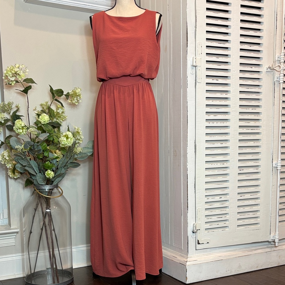 NWT Tyche Gianna Bubble Cropped Top and Flare Pants Set Small